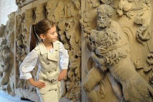 Schloss Heidelberg, Mädchen im Schloss