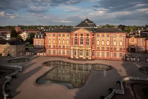 Schloss Bruchsal, Außenansicht